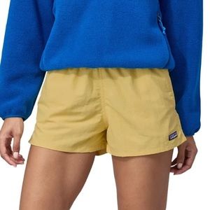Patagonia Barely Baggies 2 1/2” Shorts Women’s Size Medium Yellow